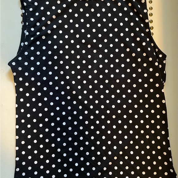 Reitmans Top Size Small Sleeveless stretchy top - Picture 2 of 4